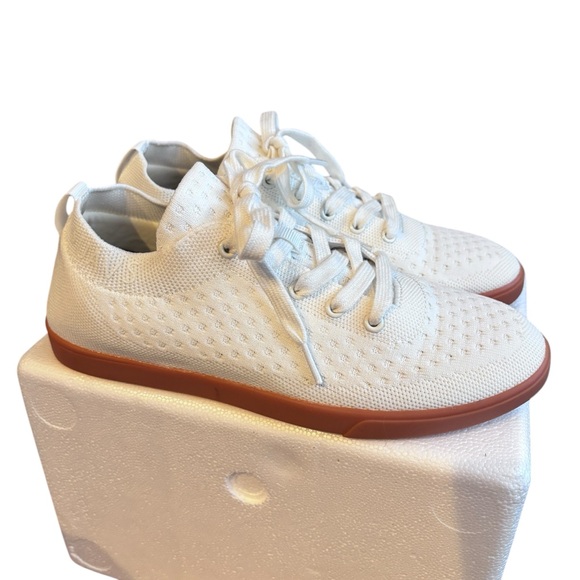 Suavs Zilker Knit Sneaker in Marshmallow Sz 9 - Picture 4 of 9